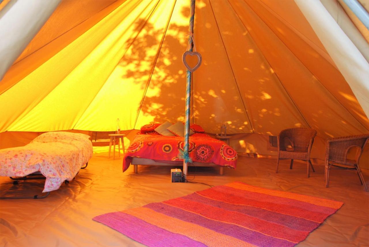 Camping Bois De St Hilaire Chalandray Eksteriør bilde
