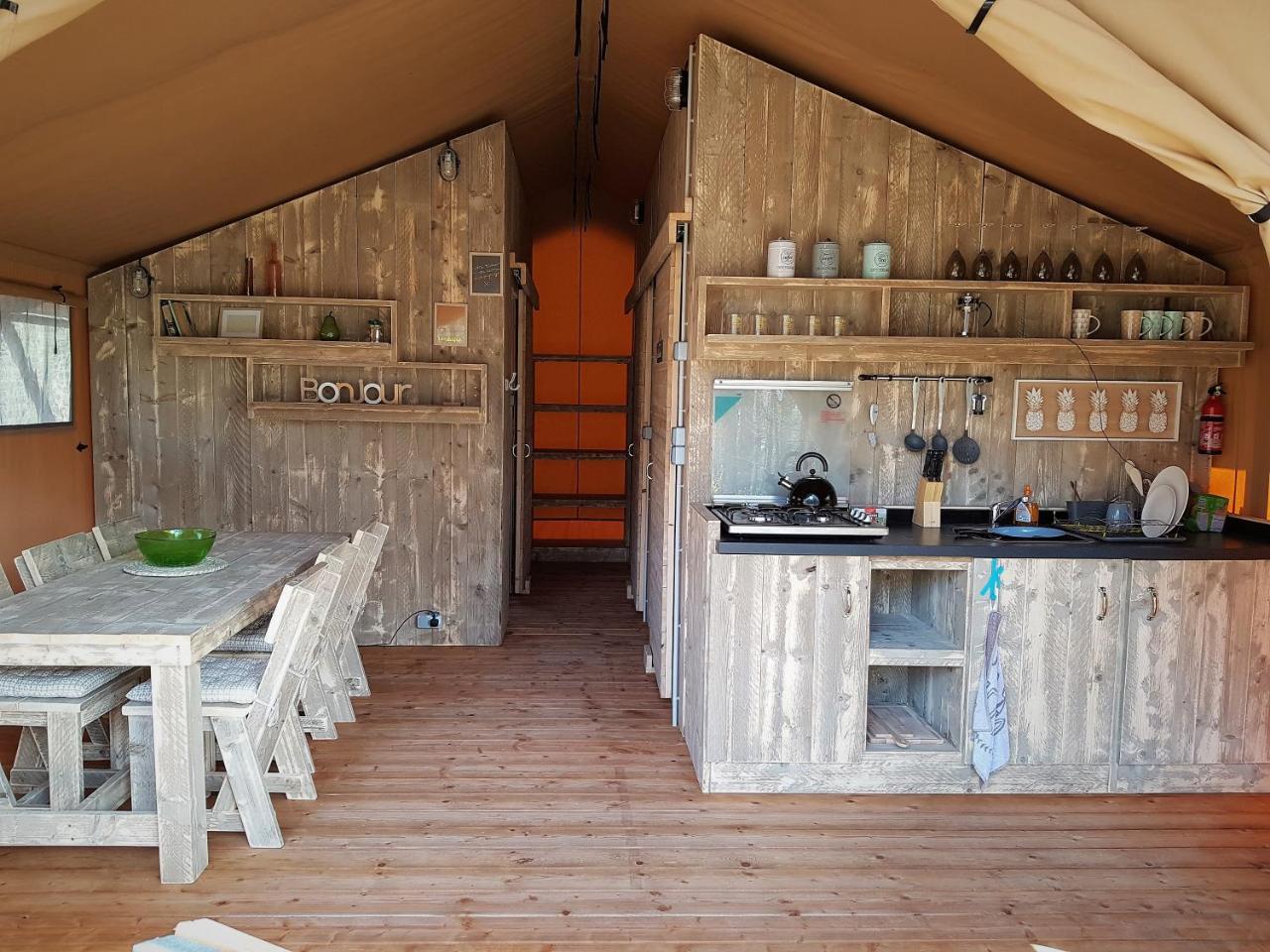 Camping Bois De St Hilaire Chalandray Eksteriør bilde