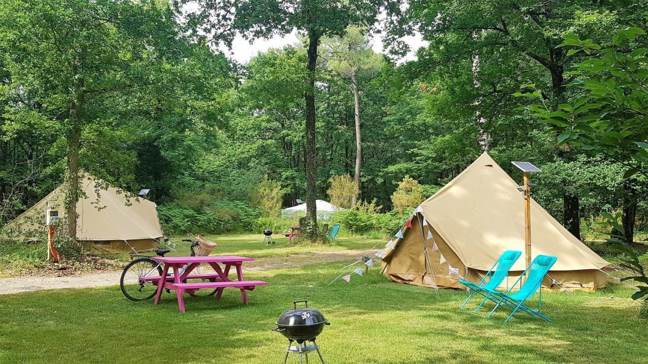 Camping Bois De St Hilaire Chalandray Eksteriør bilde